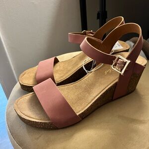 Women's Pink Wedge Sandals